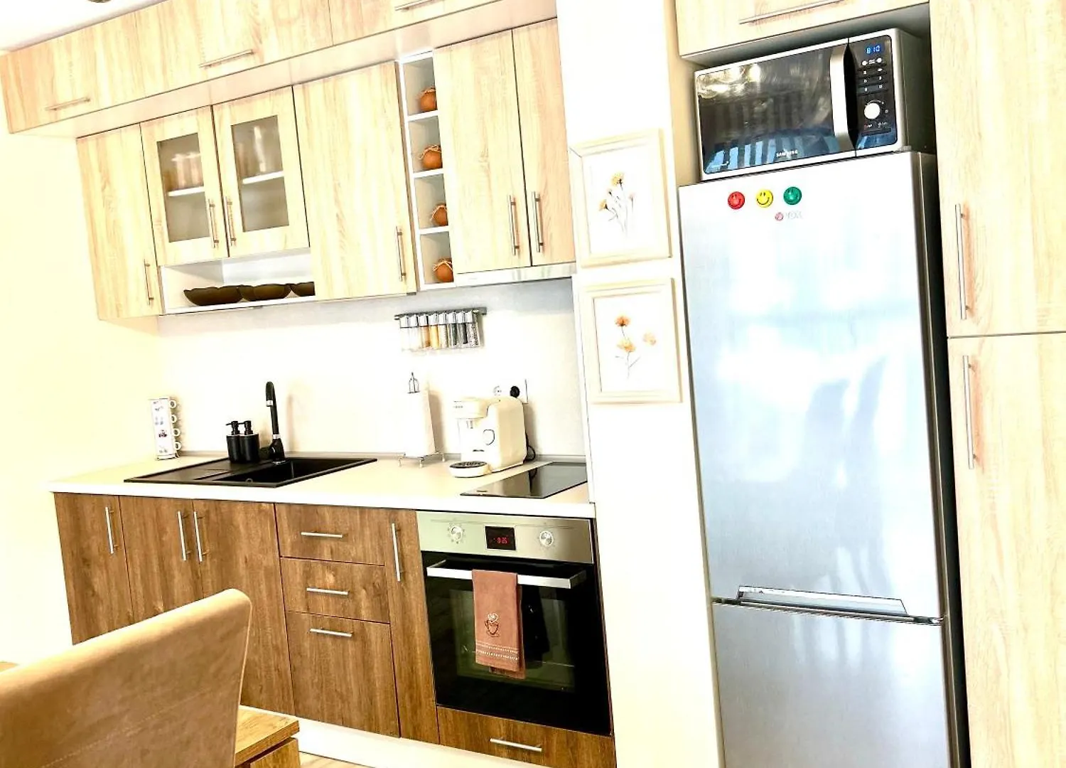 Апартамент Франческа Varna Apartment